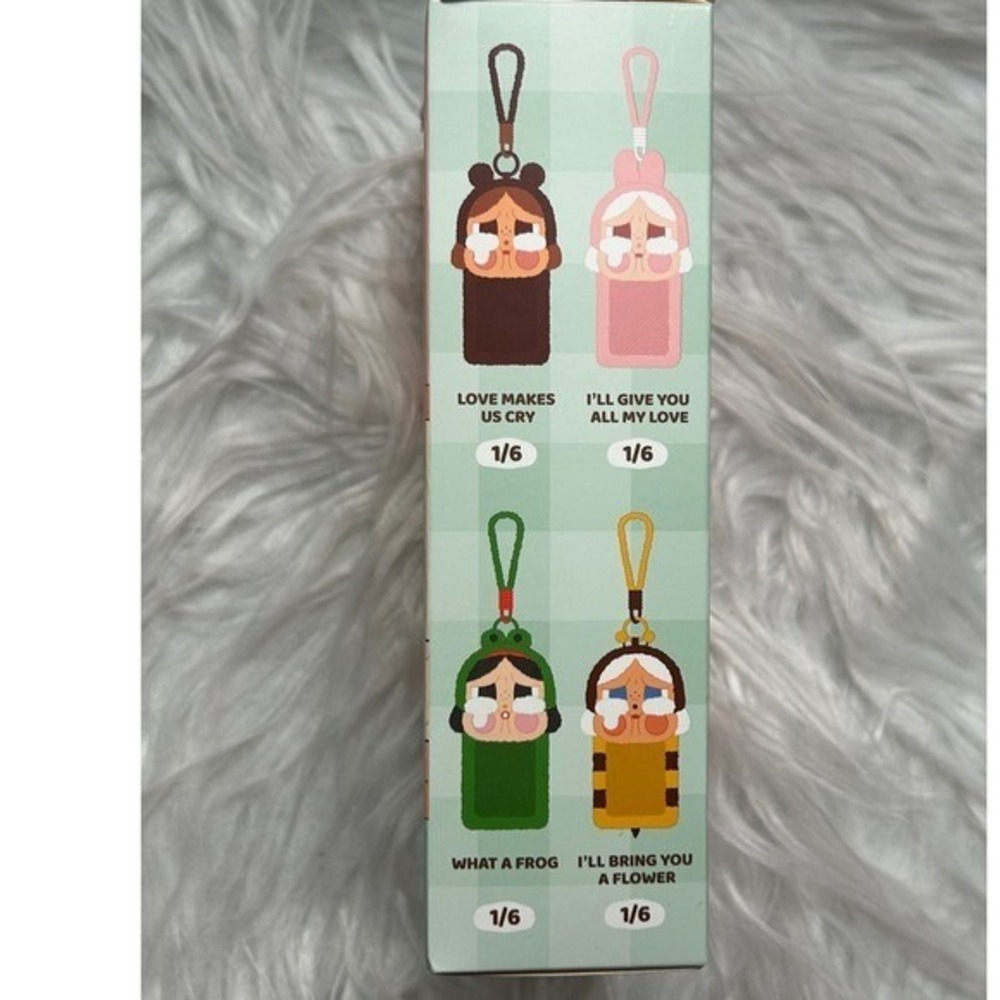POP MART CRYBABY Crying Again Blind Box Plush Card Holder - Picture 8 of 9